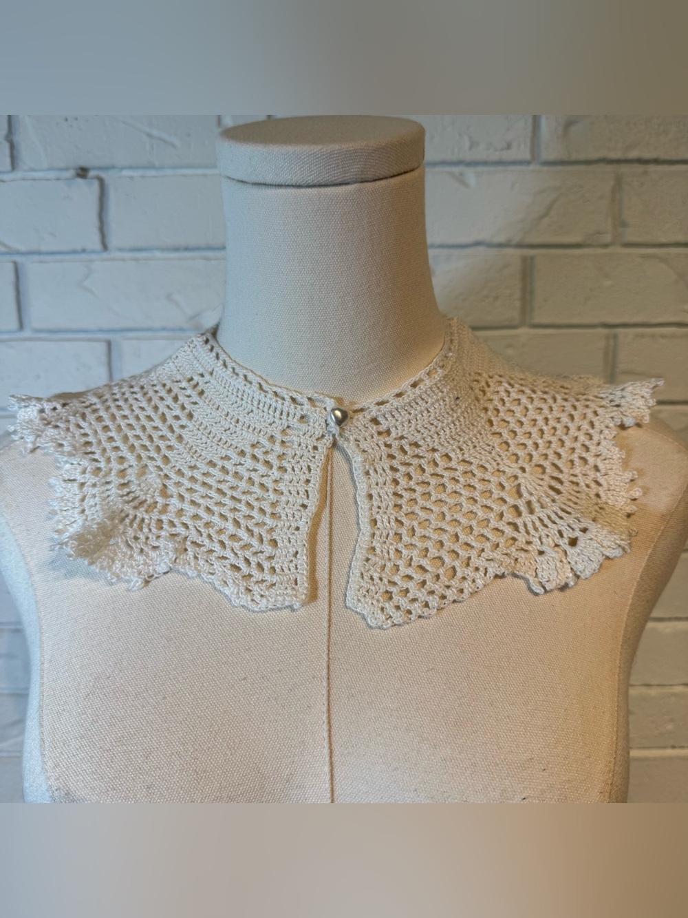 Vintage White Crochet Collar Women’s